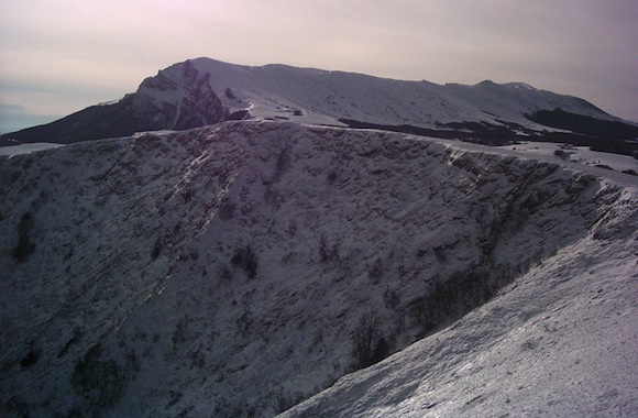 Chatyr-Dag (Crimean Tatar: í‡atır DaÄŸ, Ukrainian: Чатир-Даг) Upper Plateau